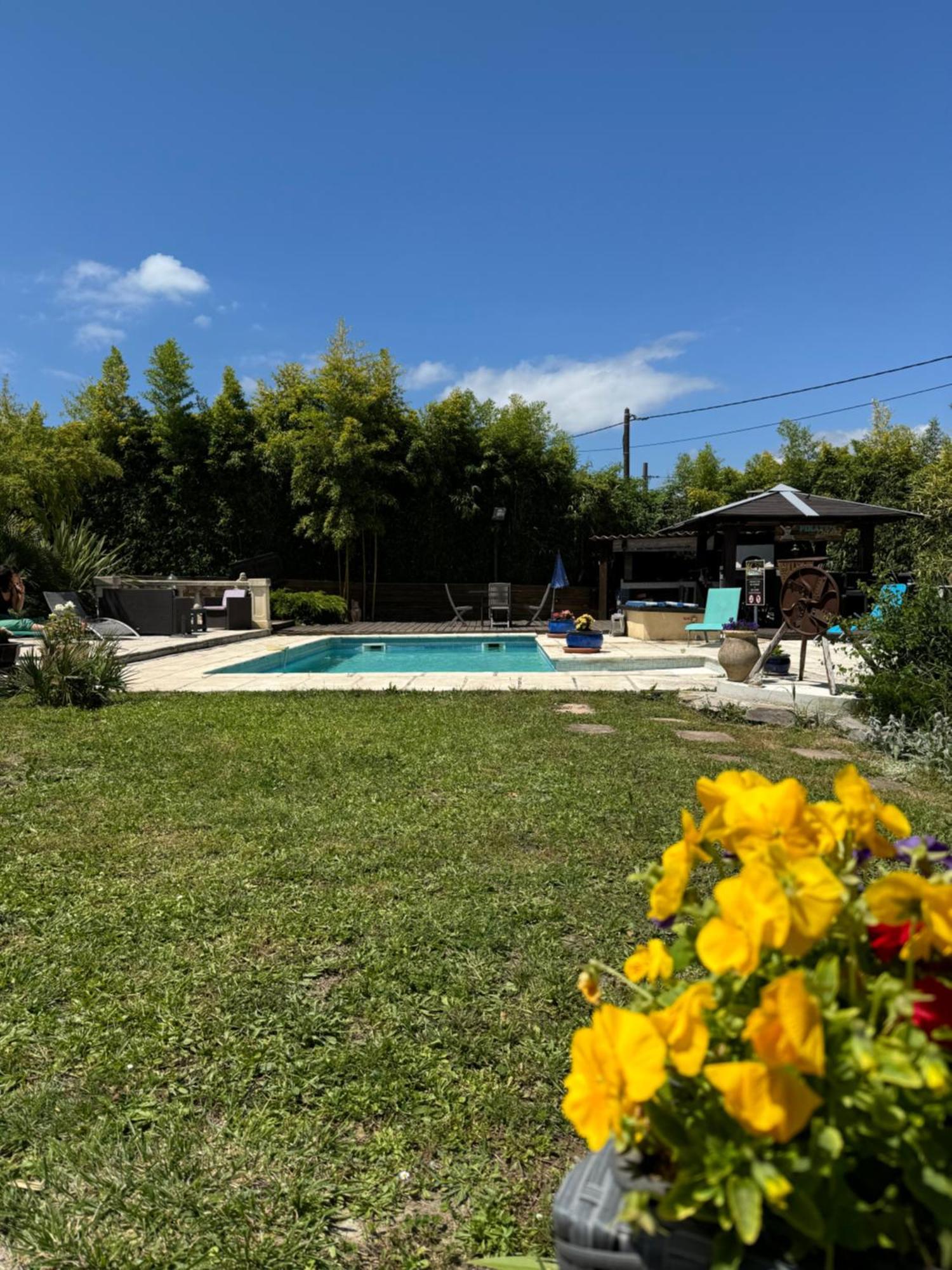 Les Bambous B&B Levens Exteriér fotografie