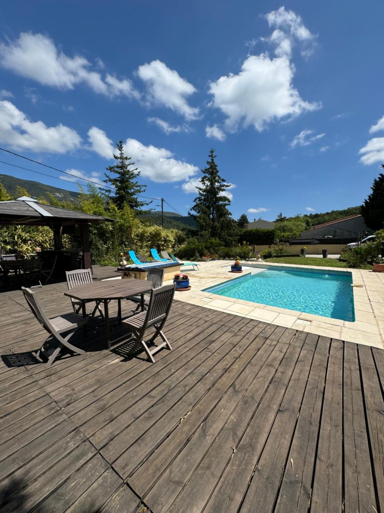 Les Bambous B&B Levens Exteriér fotografie